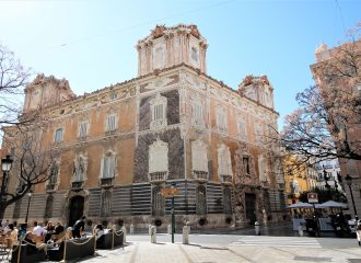 bezienswaardigheden-valencia-museum-Museo-Nacional-de-Cerámica-palacio-del-marques-de-dos-aguas-keramiekmuseum