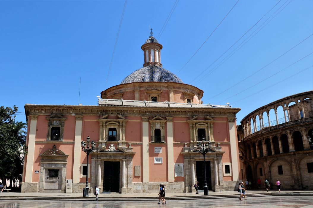 basiliek-valencia-Basílica-de-la-Virgen-de-los-Desamparados