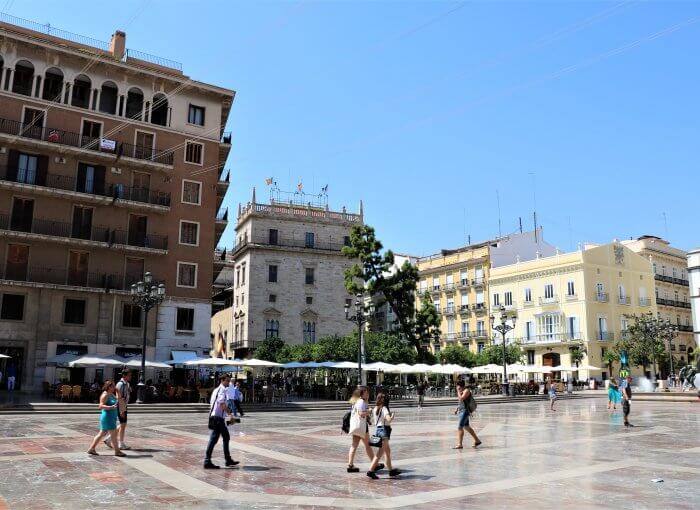 pleinen-valencia-Plaza-de-la-virgen