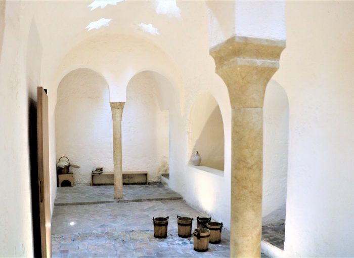 bezienswaardigheden-valencia-baños-del-almirante-badhuis