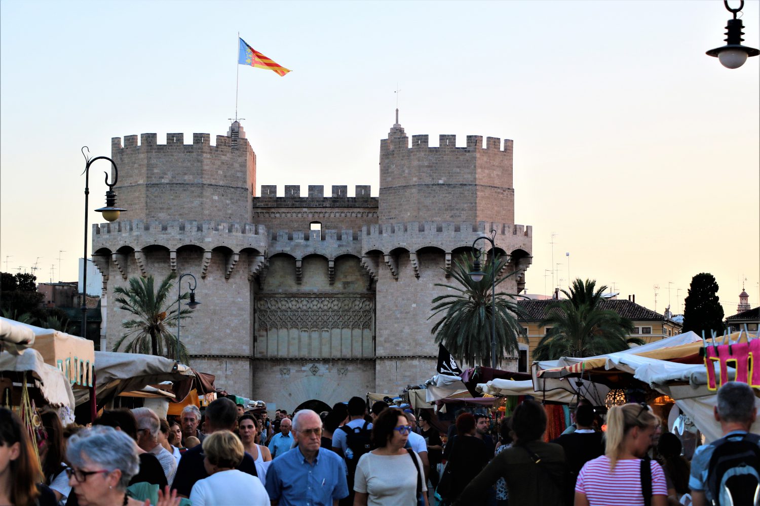 markten-valencia-middeleeuwse-markt