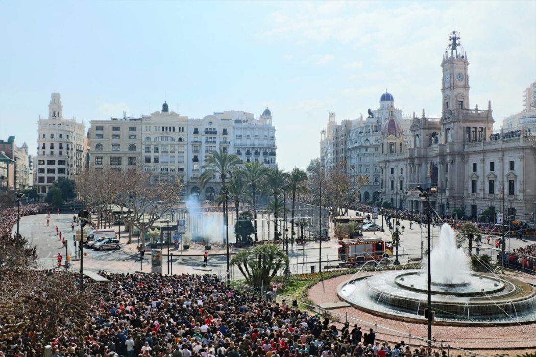 pleinen-valencia-plaza-del-ayuntamiento