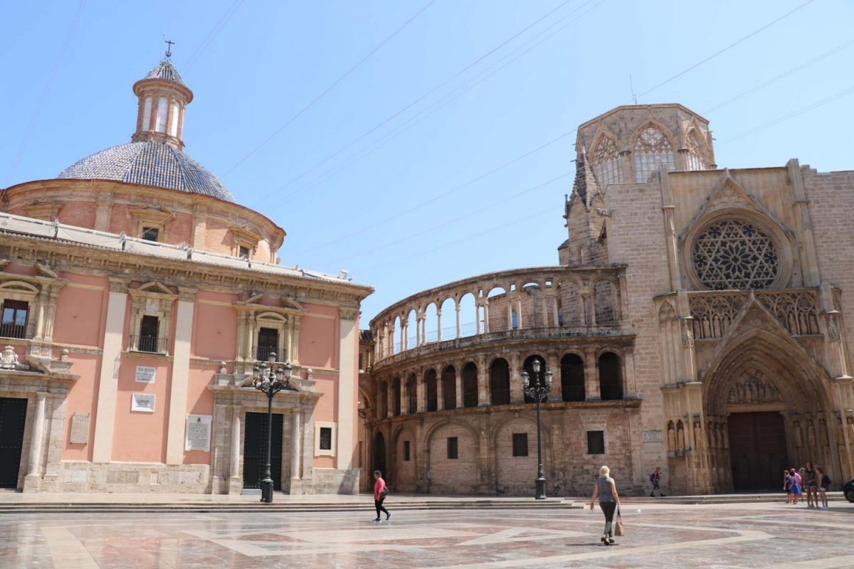 pleinen-valencia-plaza-de-la-virgen