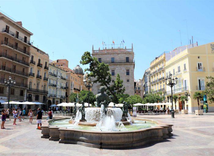 pleinen-valencia-plaza-de-la-virgen-bedrijfsuitje